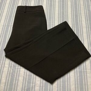 White House Black Market black cropped dress pants.